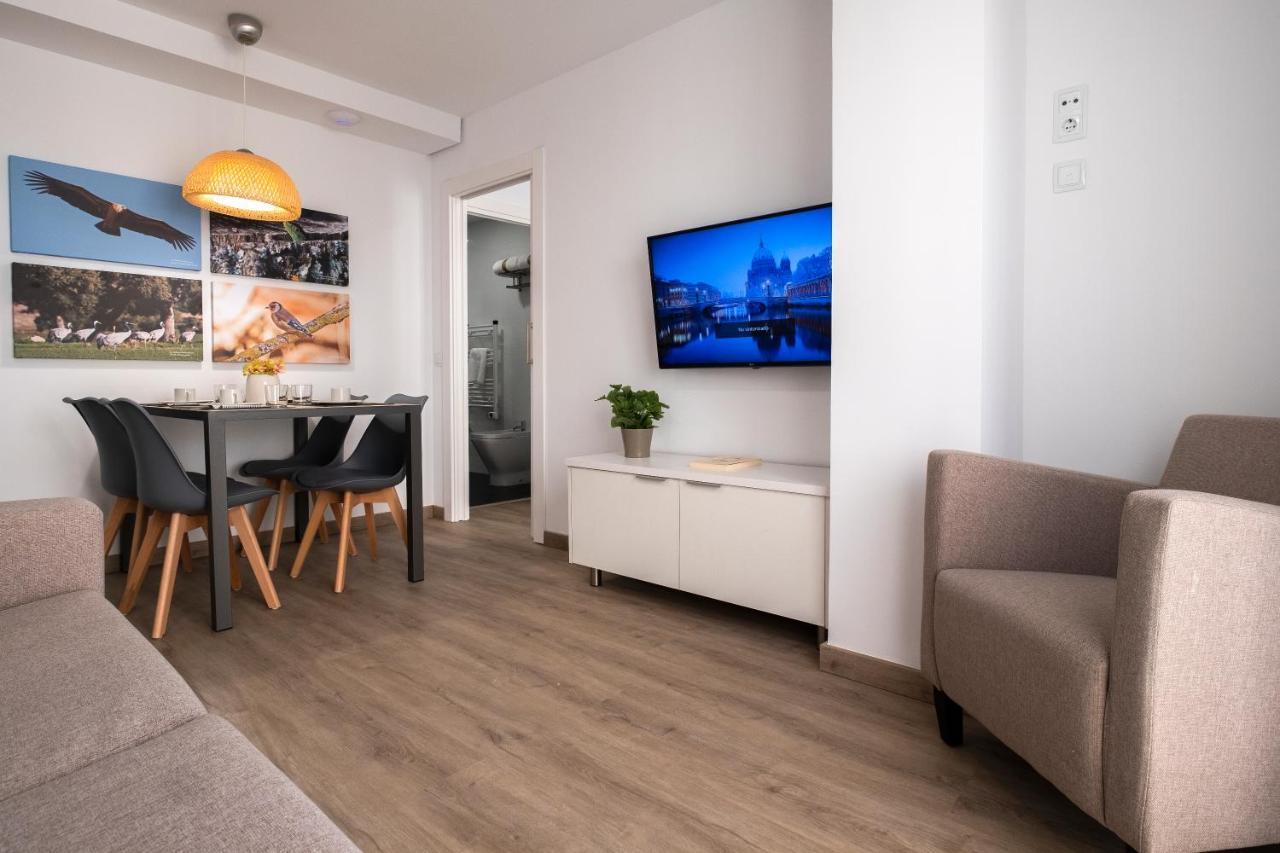 Luxor Torre Del Clavero Apartments ซาลามังกา ภายนอก รูปภาพ