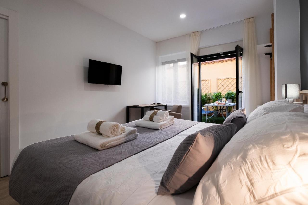 Luxor Torre Del Clavero Apartments ซาลามังกา ภายนอก รูปภาพ