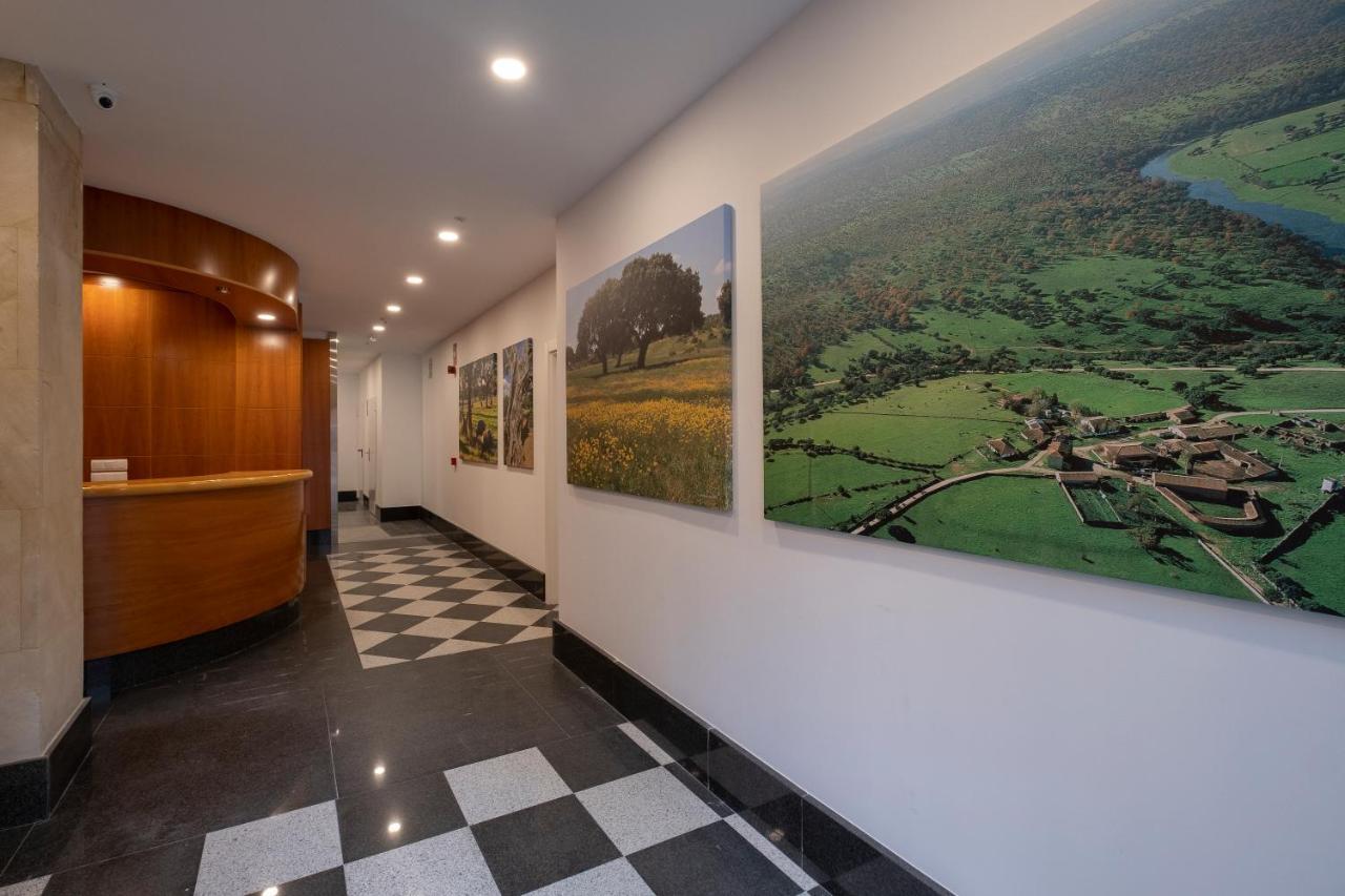 Luxor Torre Del Clavero Apartments ซาลามังกา ภายนอก รูปภาพ